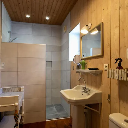 Bleue - Loq206 By Interhome * Locquirec