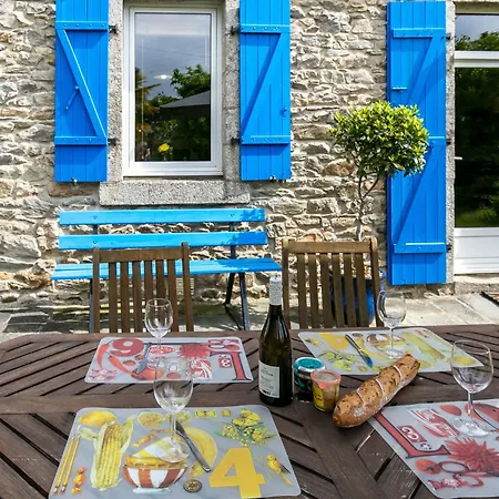 Bleue - Loq206 By Interhome * Locquirec
